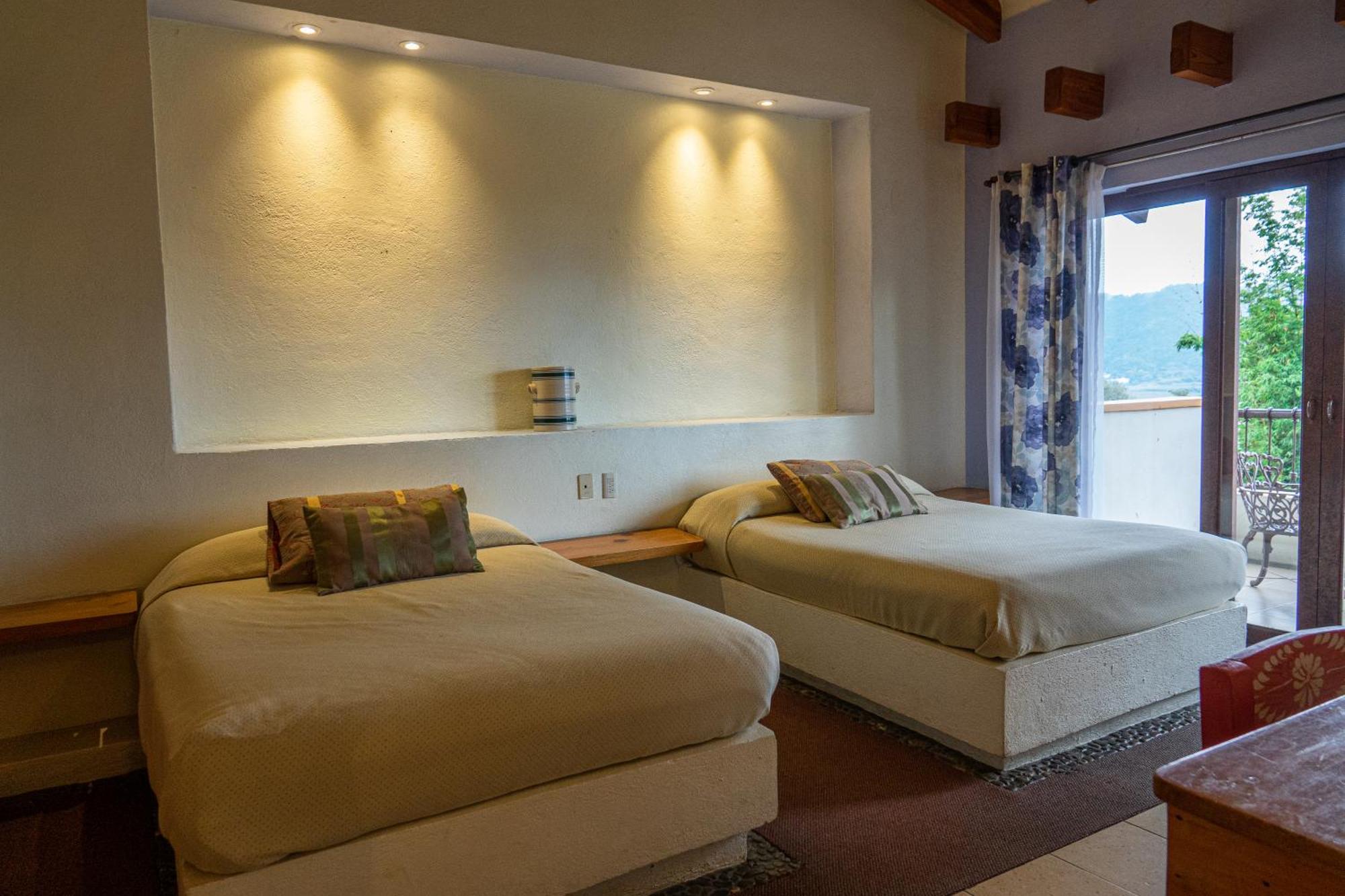 Hotel Villas Paraiso Valle de Bravo Esterno foto